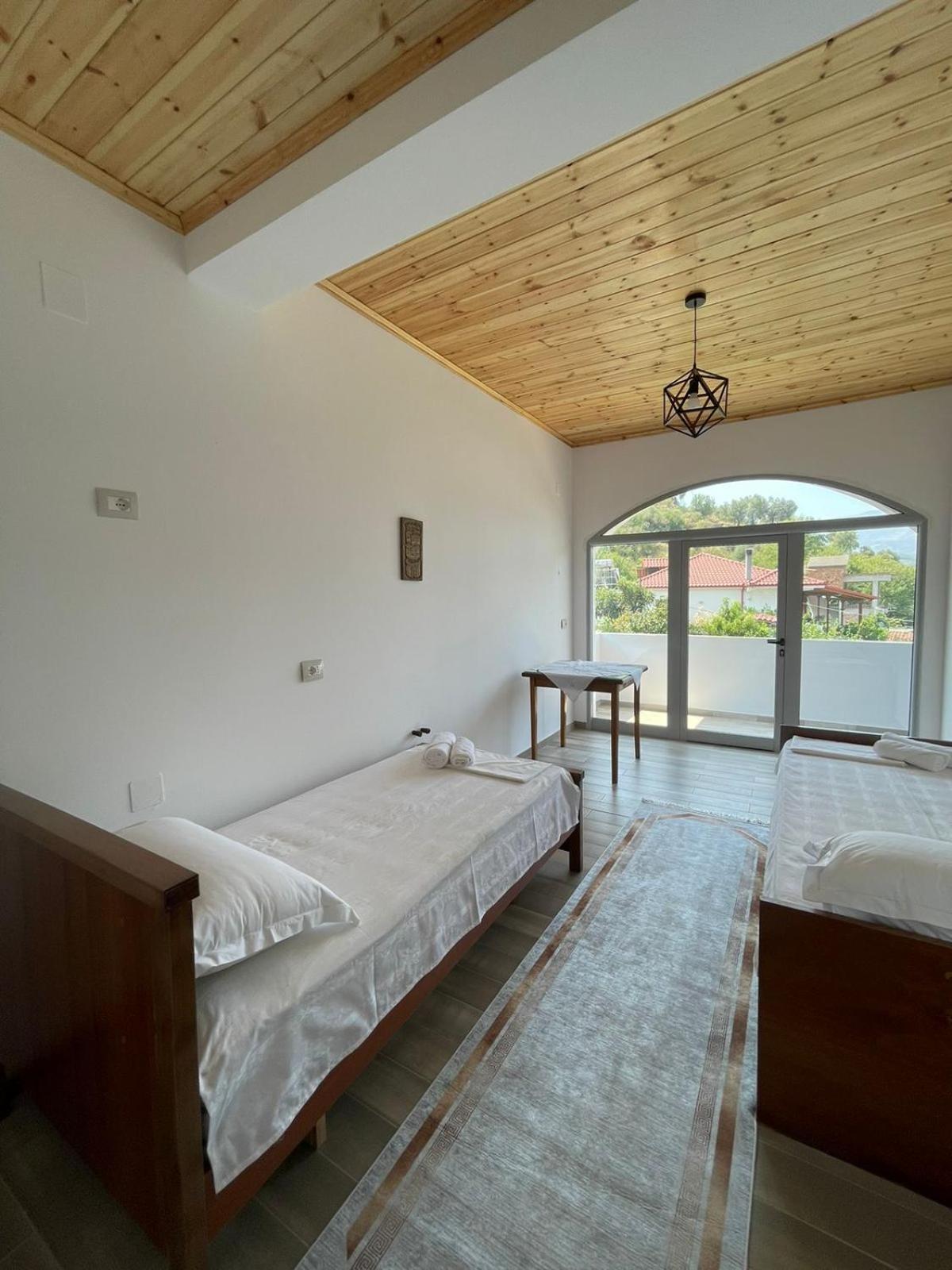 Georgemishel Guest House Berat Extérieur photo