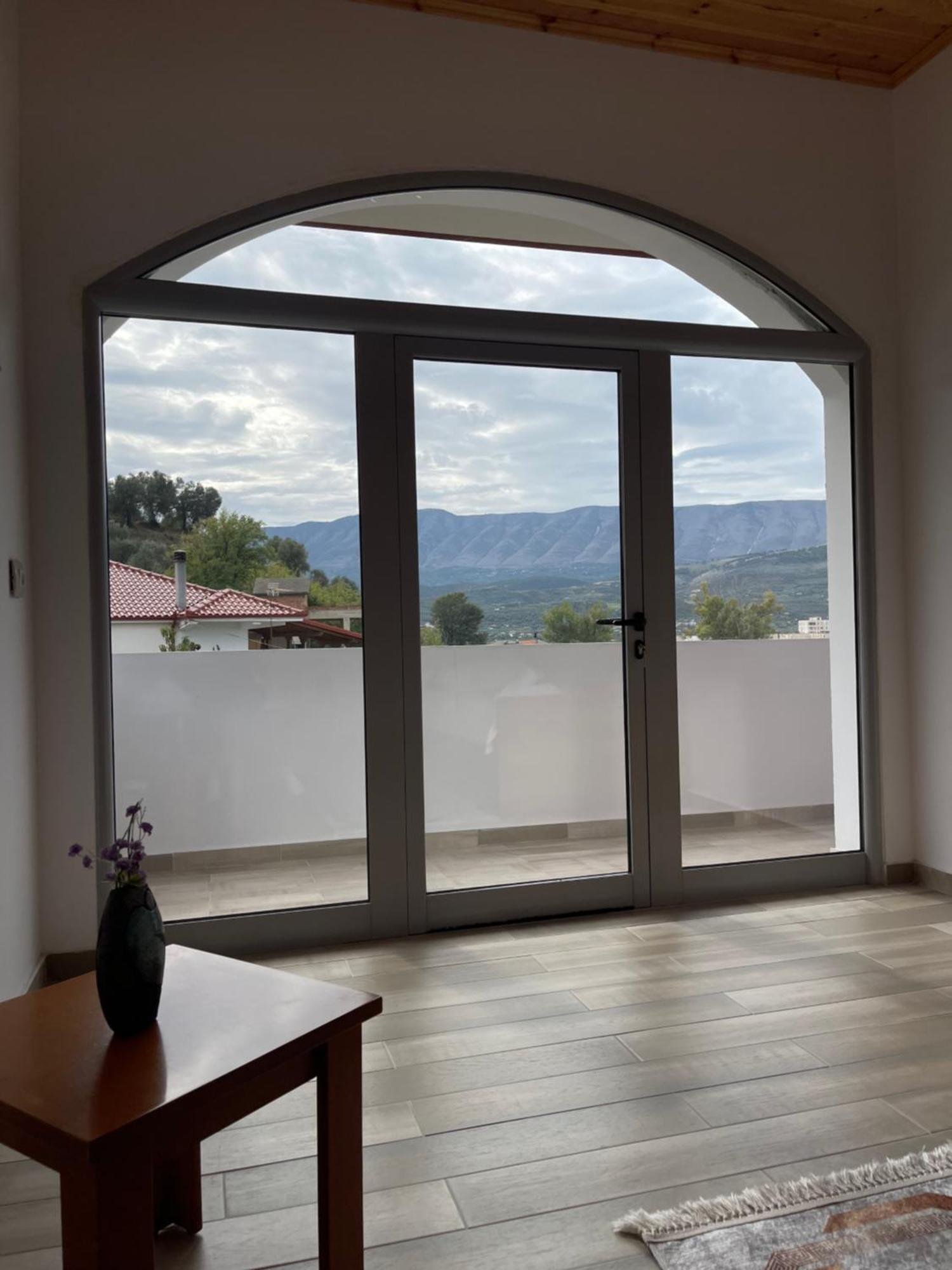 Georgemishel Guest House Berat Extérieur photo