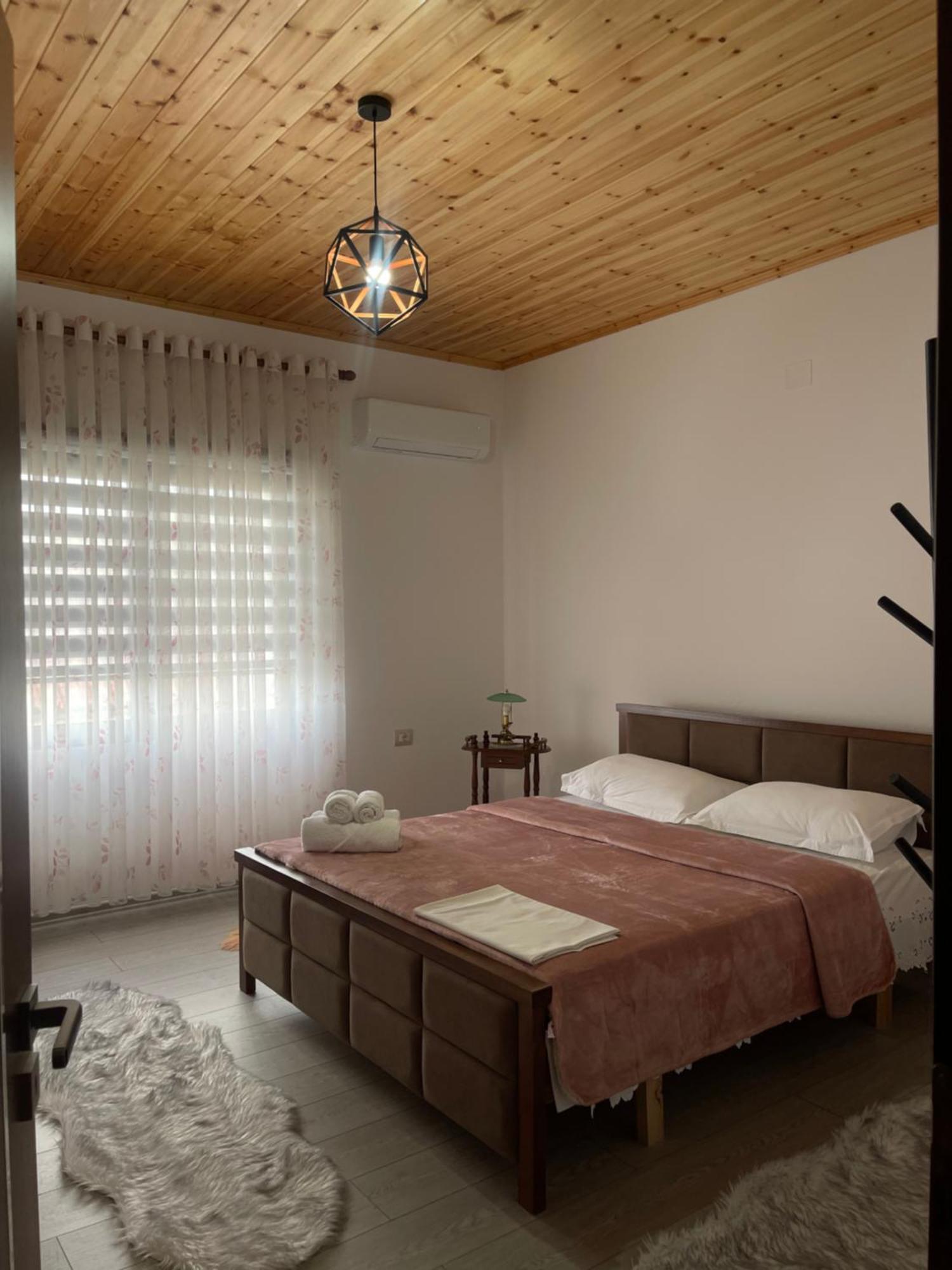 Georgemishel Guest House Berat Extérieur photo